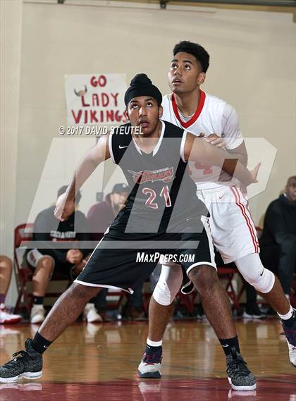 Thumbnail 2 in Sacramento Country Day vs. Mira Loma (Viking Classic) photogallery.