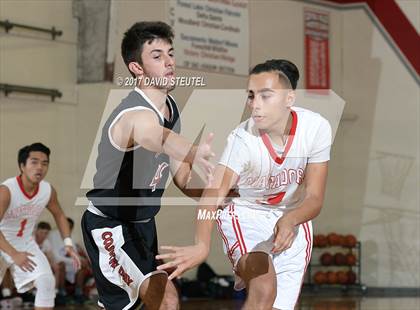 Thumbnail 2 in Sacramento Country Day vs. Mira Loma (Viking Classic) photogallery.