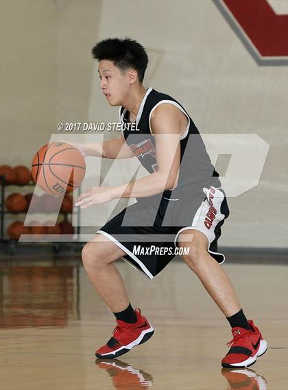 Thumbnail 2 in Sacramento Country Day vs. Mira Loma (Viking Classic) photogallery.