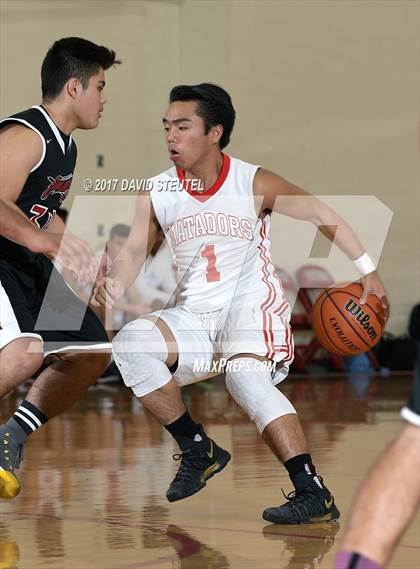 Thumbnail 1 in Sacramento Country Day vs. Mira Loma (Viking Classic) photogallery.