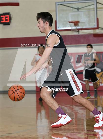 Thumbnail 3 in Sacramento Country Day vs. Mira Loma (Viking Classic) photogallery.