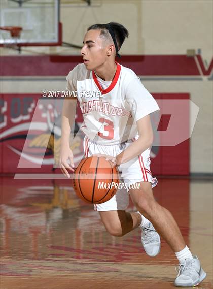 Thumbnail 1 in Sacramento Country Day vs. Mira Loma (Viking Classic) photogallery.