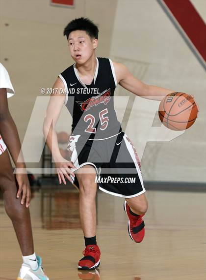 Thumbnail 2 in Sacramento Country Day vs. Mira Loma (Viking Classic) photogallery.