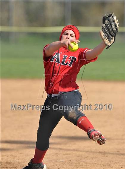 Thumbnail 2 in Rocklin vs. Galt (Victory Pre-Season Tournament) photogallery.