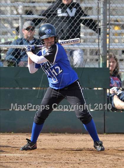 Thumbnail 2 in Rocklin vs. Galt (Victory Pre-Season Tournament) photogallery.
