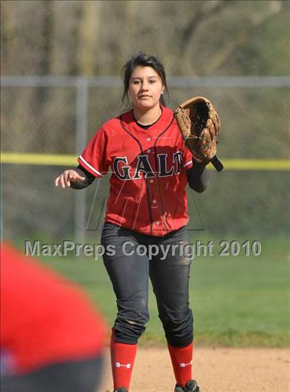 Thumbnail 1 in Rocklin vs. Galt (Victory Pre-Season Tournament) photogallery.