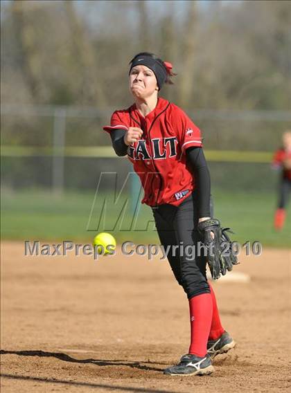 Thumbnail 3 in Rocklin vs. Galt (Victory Pre-Season Tournament) photogallery.