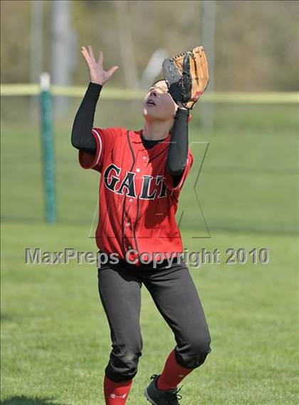 Thumbnail 2 in Rocklin vs. Galt (Victory Pre-Season Tournament) photogallery.