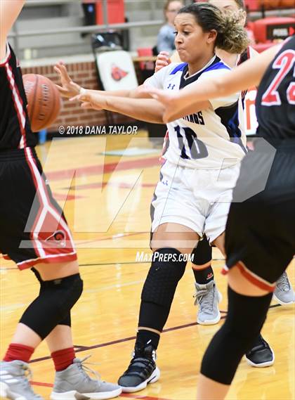 Thumbnail 2 in Midland Christian vs Mineral Wells (Bank of Mineral Wells Mountaineer Classic) photogallery.