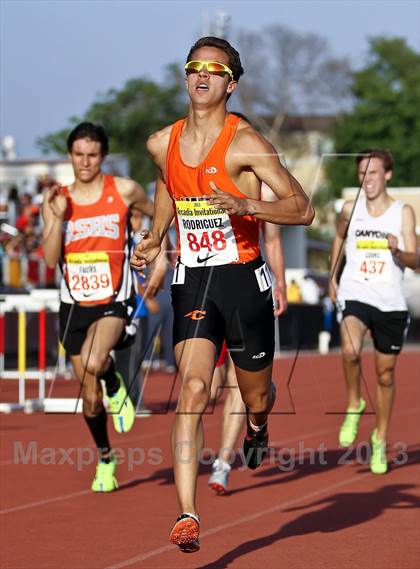 Thumbnail 3 in Arcadia Invitational (1 Mile Run) photogallery.