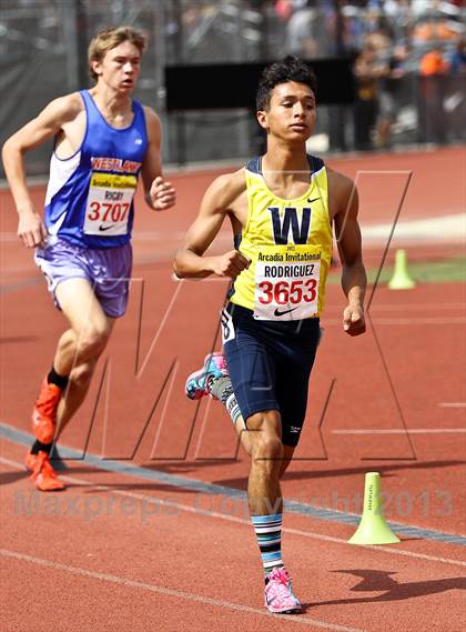 Thumbnail 3 in Arcadia Invitational (1 Mile Run) photogallery.