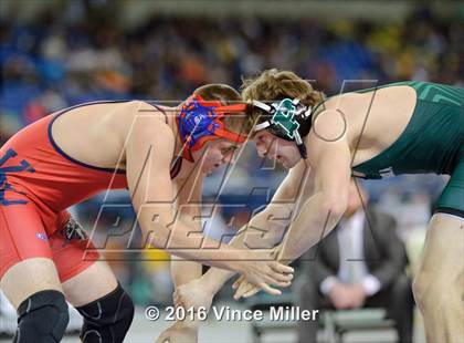 Thumbnail 3 in WIAA 3A 195 LB Championship  photogallery.