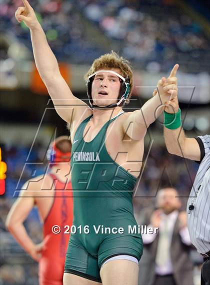 Thumbnail 1 in WIAA 3A 195 LB Championship  photogallery.