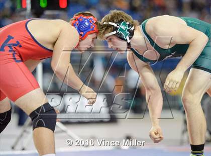 Thumbnail 3 in WIAA 3A 195 LB Championship  photogallery.
