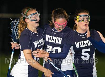 Thumbnail 2 in Greenwich vs. Wilton (FCIAC Semifinal) photogallery.