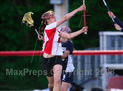 Thumbnail 3 in Greenwich vs. Wilton (FCIAC Semifinal) photogallery.