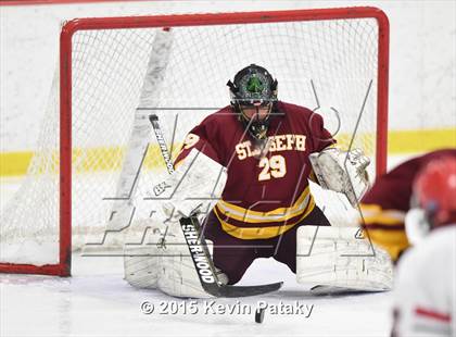 Thumbnail 1 in St. Joseph vs. Greenwich (FCIAC Semifinal) photogallery.