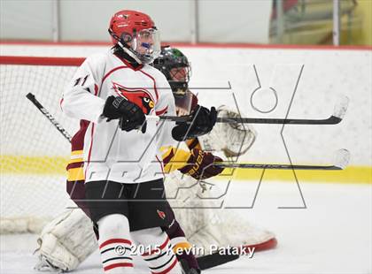 Thumbnail 1 in St. Joseph vs. Greenwich (FCIAC Semifinal) photogallery.