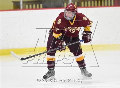 Thumbnail 2 in St. Joseph vs. Greenwich (FCIAC Semifinal) photogallery.