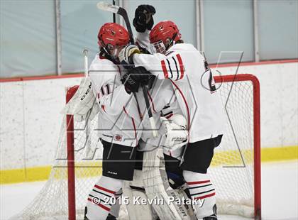 Thumbnail 3 in St. Joseph vs. Greenwich (FCIAC Semifinal) photogallery.