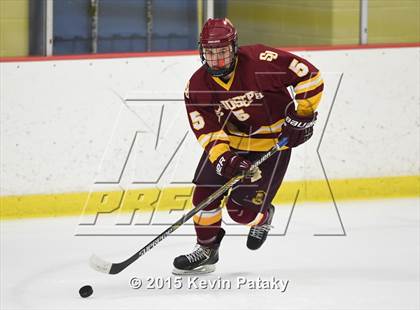 Thumbnail 3 in St. Joseph vs. Greenwich (FCIAC Semifinal) photogallery.