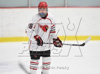 Thumbnail 2 in St. Joseph vs. Greenwich (FCIAC Semifinal) photogallery.