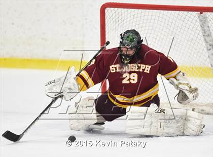 Thumbnail 1 in St. Joseph vs. Greenwich (FCIAC Semifinal) photogallery.