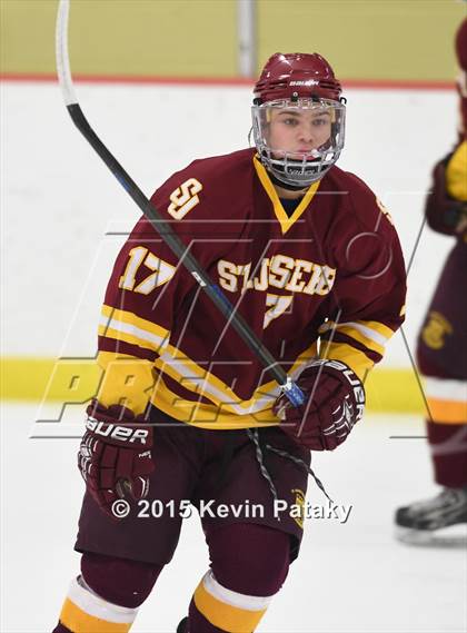 Thumbnail 3 in St. Joseph vs. Greenwich (FCIAC Semifinal) photogallery.