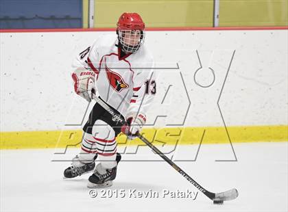 Thumbnail 2 in St. Joseph vs. Greenwich (FCIAC Semifinal) photogallery.