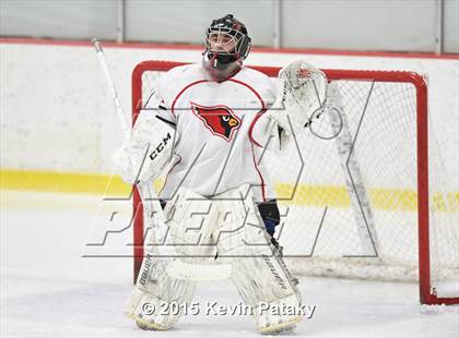 Thumbnail 2 in St. Joseph vs. Greenwich (FCIAC Semifinal) photogallery.