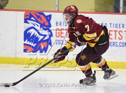 Thumbnail 1 in St. Joseph vs. Greenwich (FCIAC Semifinal) photogallery.