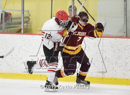 Thumbnail 2 in St. Joseph vs. Greenwich (FCIAC Semifinal) photogallery.