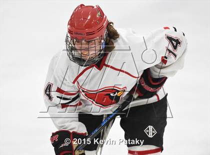 Thumbnail 2 in St. Joseph vs. Greenwich (FCIAC Semifinal) photogallery.