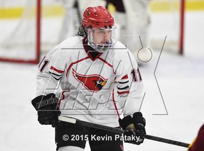 Thumbnail 2 in St. Joseph vs. Greenwich (FCIAC Semifinal) photogallery.