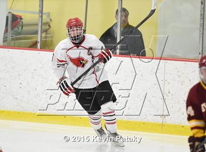 Thumbnail 1 in St. Joseph vs. Greenwich (FCIAC Semifinal) photogallery.