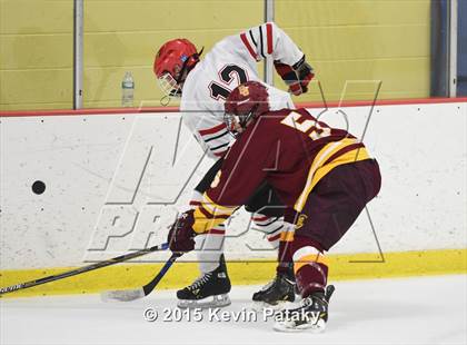 Thumbnail 2 in St. Joseph vs. Greenwich (FCIAC Semifinal) photogallery.
