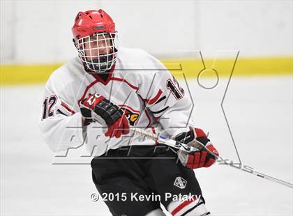 Thumbnail 3 in St. Joseph vs. Greenwich (FCIAC Semifinal) photogallery.