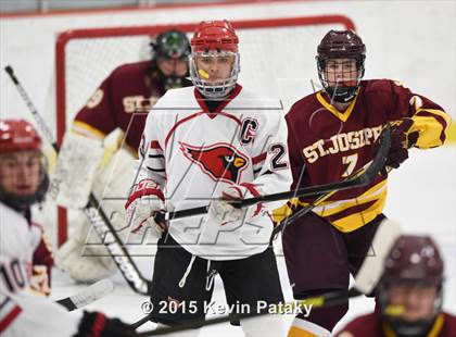 Thumbnail 3 in St. Joseph vs. Greenwich (FCIAC Semifinal) photogallery.