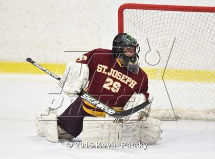 Thumbnail 3 in St. Joseph vs. Greenwich (FCIAC Semifinal) photogallery.