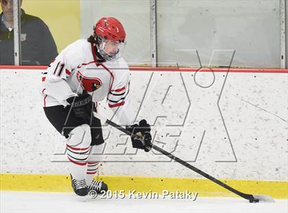 Thumbnail 2 in St. Joseph vs. Greenwich (FCIAC Semifinal) photogallery.