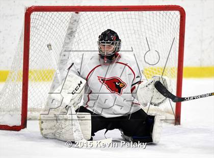 Thumbnail 2 in St. Joseph vs. Greenwich (FCIAC Semifinal) photogallery.