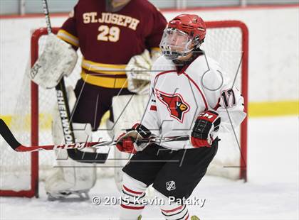 Thumbnail 1 in St. Joseph vs. Greenwich (FCIAC Semifinal) photogallery.