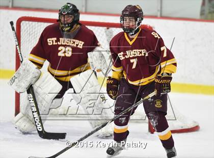 Thumbnail 1 in St. Joseph vs. Greenwich (FCIAC Semifinal) photogallery.