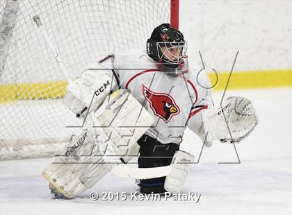 Thumbnail 2 in St. Joseph vs. Greenwich (FCIAC Semifinal) photogallery.