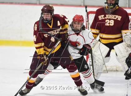 Thumbnail 1 in St. Joseph vs. Greenwich (FCIAC Semifinal) photogallery.