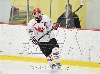 Thumbnail 3 in St. Joseph vs. Greenwich (FCIAC Semifinal) photogallery.