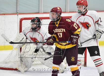 Thumbnail 2 in St. Joseph vs. Greenwich (FCIAC Semifinal) photogallery.