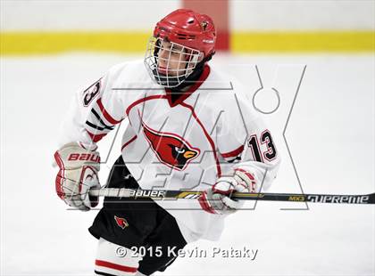 Thumbnail 3 in St. Joseph vs. Greenwich (FCIAC Semifinal) photogallery.