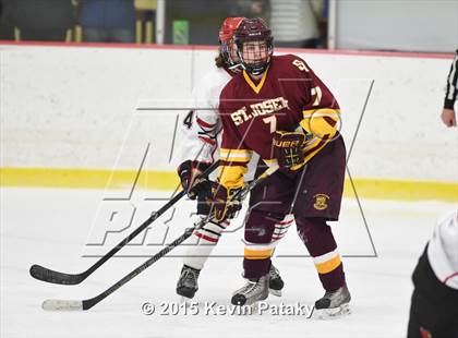 Thumbnail 1 in St. Joseph vs. Greenwich (FCIAC Semifinal) photogallery.