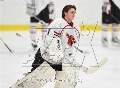 Thumbnail 2 in St. Joseph vs. Greenwich (FCIAC Semifinal) photogallery.